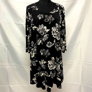 Karen Kane Trapeze Dress. Size XL.